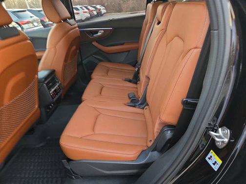 2026 Audi Q7 55 Prestige