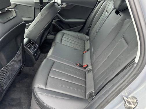2019 Audi A4 40 Premium