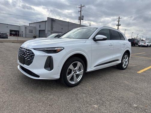 2025 Audi Q5 Premium Plus TFSI quattro S tronic