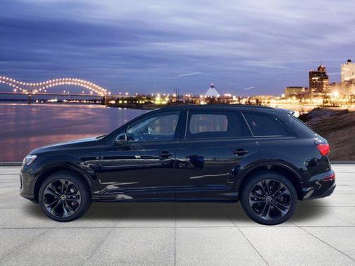 2025 Audi Q7 55 Premium Plus