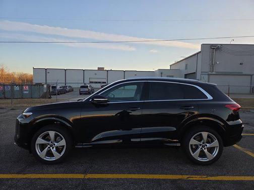 2025 Audi Q5 Premium Plus TFSI quattro S tronic