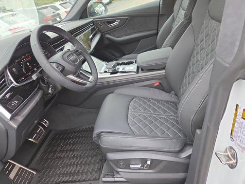 2026 Audi SQ8 4.0T Prestige