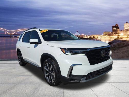 2024 Honda Pilot Touring 8-Passenger