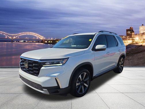2024 Honda Pilot Touring 8-Passenger