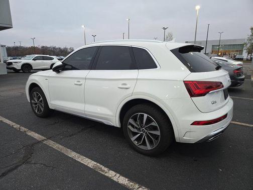 2022 Audi Q5 45 S line Premium