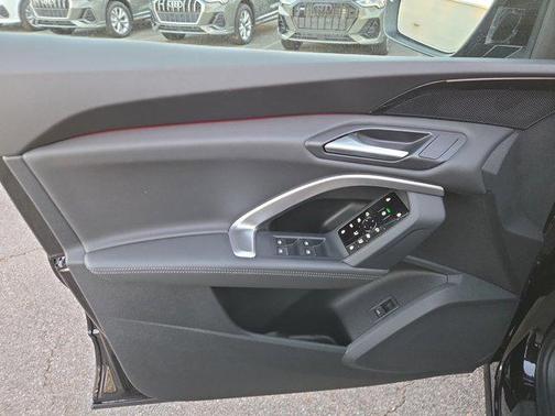 2025 Audi Q5 Premium TFSI quattro S tronic