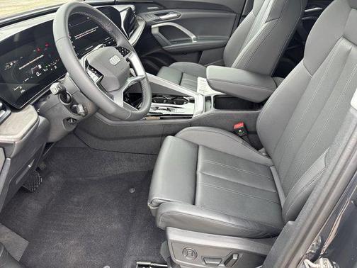 2025 Audi Q5 Premium Plus TFSI quattro S tronic