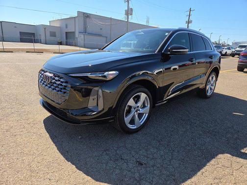 2025 Audi Q5 Premium Plus TFSI quattro S tronic