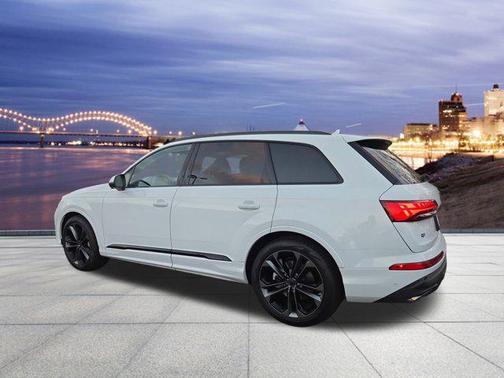 2026 Audi Q7 55 Premium Plus