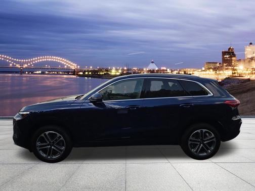 Navarra Blue Metallic 2026 Audi Q5 Premium Plus TFSI quattro S tronic