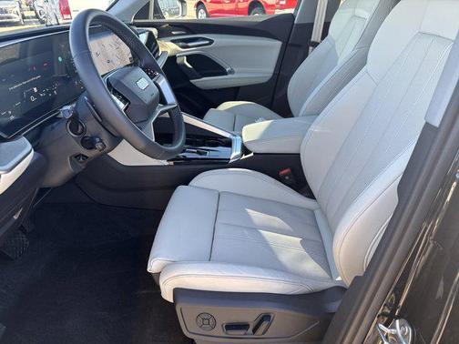 2025 Audi Q5 Premium Plus TFSI quattro S tronic