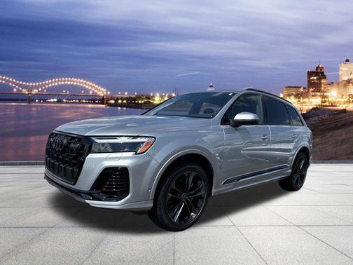 2025 Audi Q7 55 Premium Plus