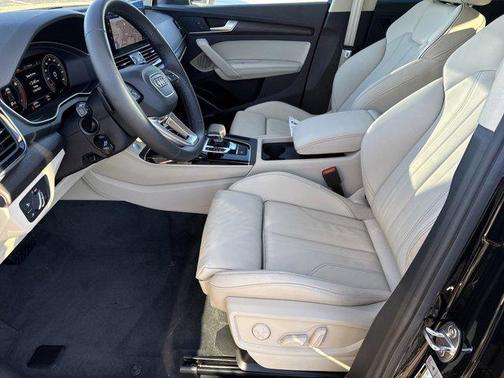 2025 Audi Q5 45 S line Premium Plus
