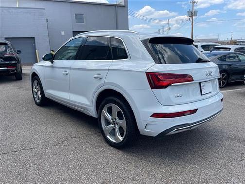 2021 Audi Q5 45 Premium Plus