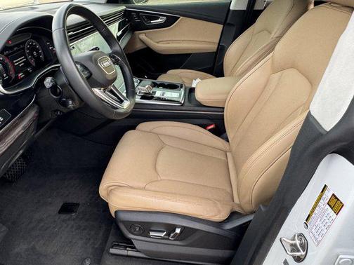 2023 Audi Q8 55 Prestige