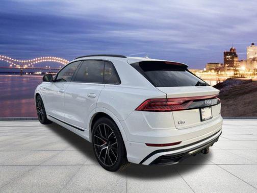 2023 Audi Q8 55 Prestige