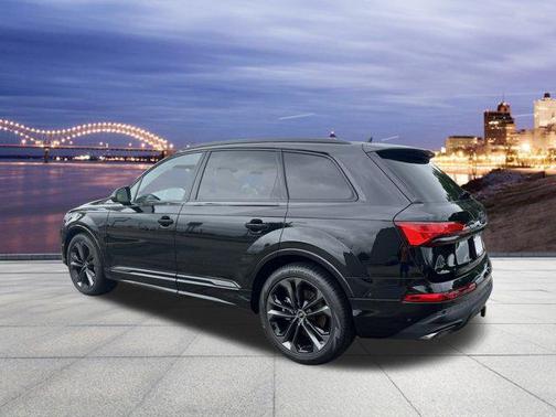 2025 Audi Q7 55 Prestige