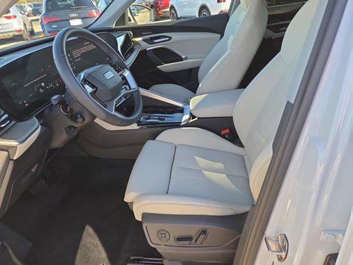 2025 Audi Q5 Premium Plus TFSI quattro S tronic