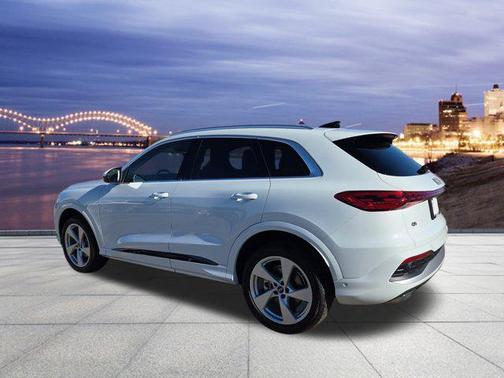 2025 Audi Q5 Premium Plus TFSI quattro S tronic