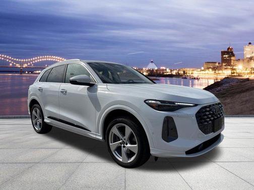 White 2025 Audi Q5 Premium Plus TFSI quattro S tronic