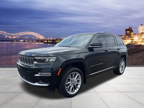 2022 Jeep Grand Cherokee Summit