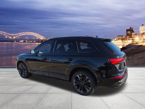 2026 Audi Q7 55 Premium Plus