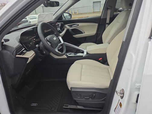 2025 Audi Q5 Premium