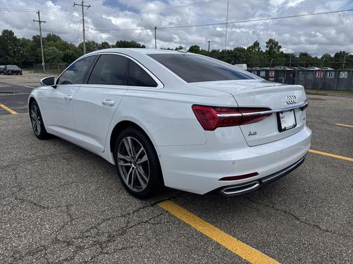 Glacier White Metallic 2023 Audi A6 45 Premium