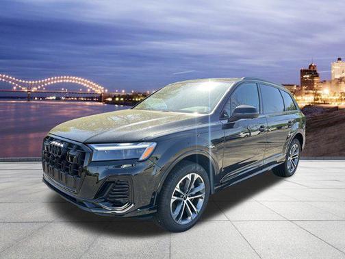 2025 Audi Q7 45 Premium Plus