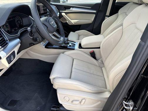 2025 Audi Q5 45 S line Premium Plus