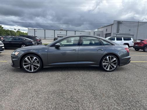 Daytona Gray Pearl Effect 2025 Audi A6 55 Prestige