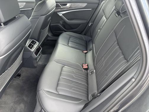 Daytona Gray Pearl Effect 2025 Audi A6 55 Prestige