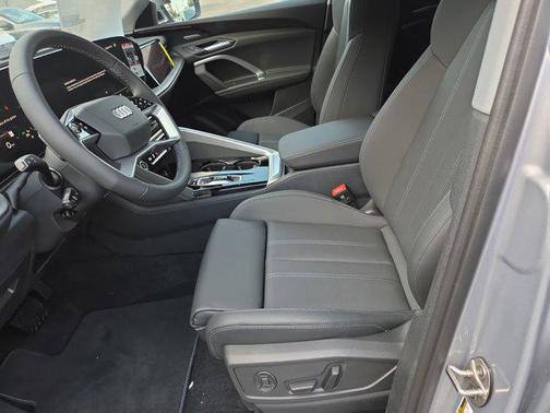 2025 Audi Q5 Prestige