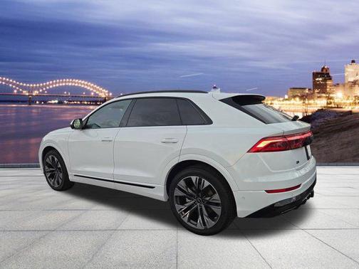 2026 Audi Q8 55 Premium Plus