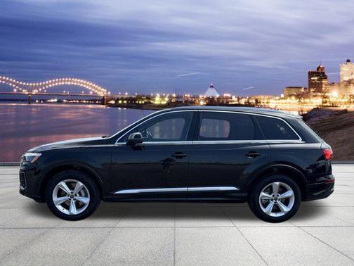 2025 Audi Q7 55 Premium