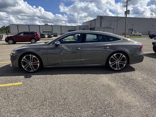 Chronos Gray Metallic 2024 Audi S7 Prestige TFSI quattro Tiptronic