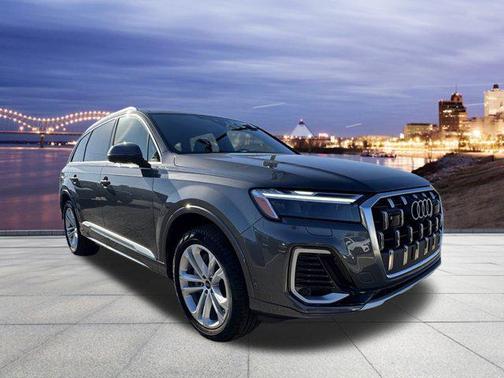 2025 Audi Q7 45 Premium