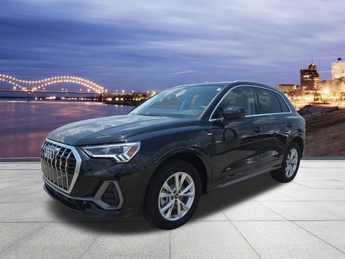 Mythos Black Metallic 2025 Audi Q3 Premium 45 TFSI S line quattro Tiptronic