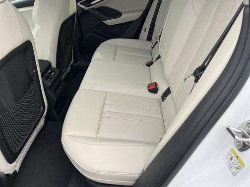 2025 Audi Q6 e-tron Premium Plus quattro