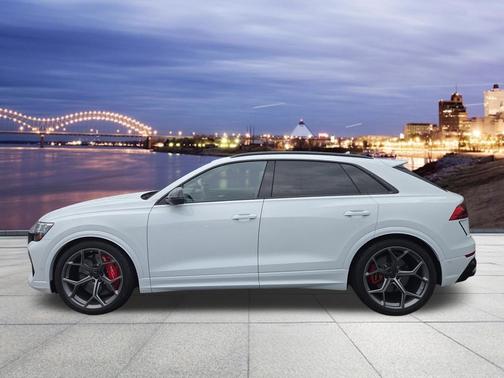 glacier white metallic 2026 Audi RS Q8 4.0T