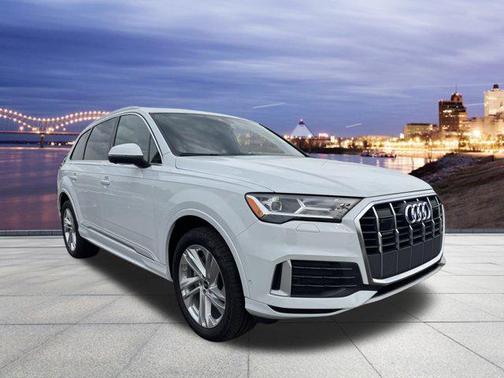 2023 Audi Q7 45 Premium