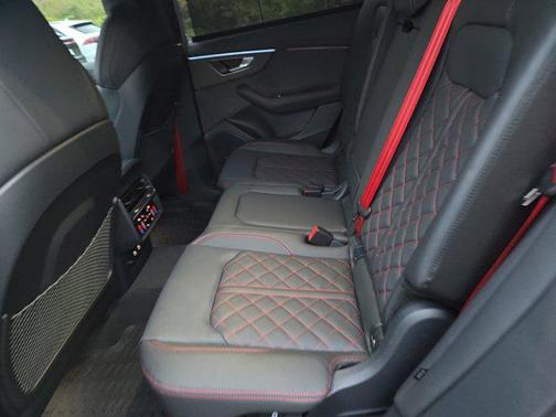 2026 Audi Q8 55 Prestige