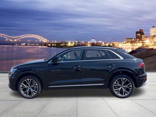 2024 Audi Q8 55 Premium Plus