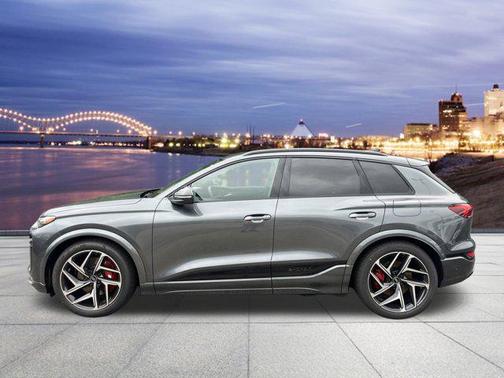 2025 Audi SQ6 e-tron Prestige quattro