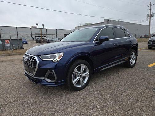 2023 Audi Q3 45 S line Premium Plus