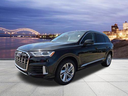 2023 Audi Q7 55 Premium Plus