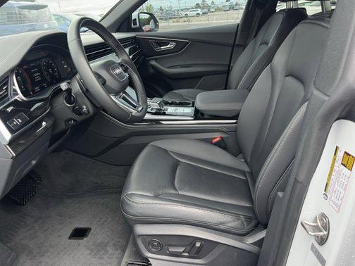2022 Audi Q8 55 Prestige