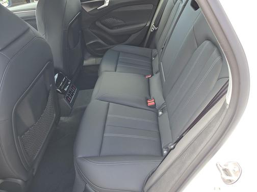 Glacier White Metallic 2026 Audi A6 Prestige quattro S tronic