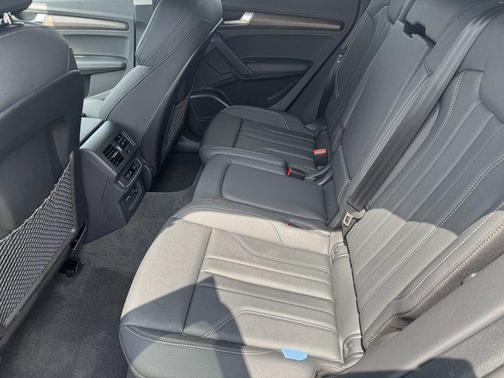 2025 Audi Q5 45 S line Premium Plus