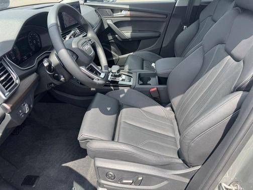 2025 Audi Q5 45 S line Premium Plus